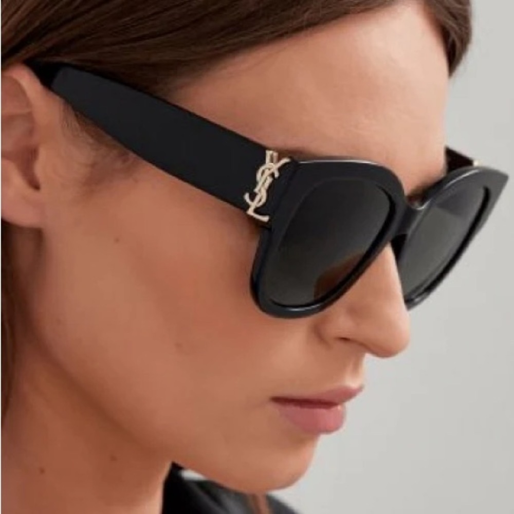 Saint Laurent SL M95/F Grey Butterfly Ladies Black Oversized Sunglasses 575$ NWT - Picture 4 of 5